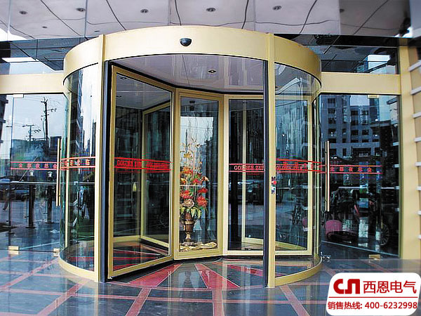 兩翼旋轉(zhuǎn)門