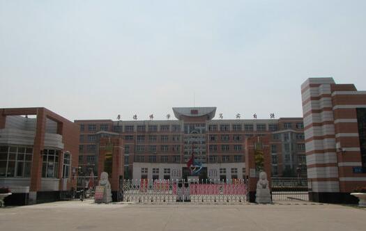 唐山出安智能伸縮門在唐山遷安市第一中學的應用工程