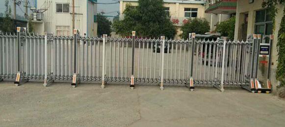 唐山出安智能電動伸縮門順利進(jìn)駐唐山金博大學(xué)校