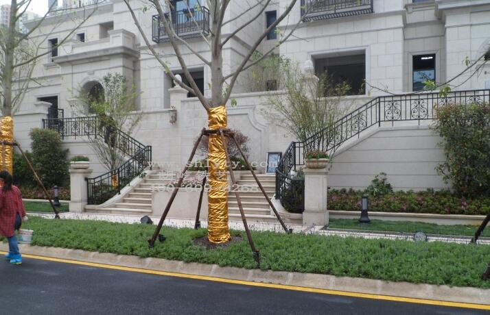 熱烈祝賀常州出安智能護(hù)欄進(jìn)駐常州萬(wàn)方集團(tuán)