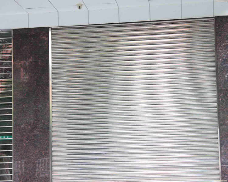 鋁合金卷簾門(mén)3