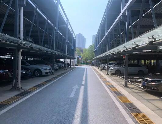 為緩解城區(qū)停車難，南昌立體車庫應(yīng)運而生