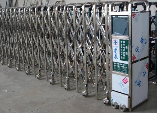 鳴謝臺(tái)州市民廣場(chǎng)之水景公園應(yīng)用臺(tái)州出安智能伸縮門