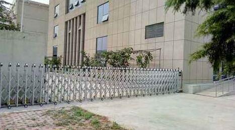 臺(tái)州出安智能電動(dòng)伸縮門成臺(tái)州市椒江區(qū)卓越外國(guó)語(yǔ)培訓(xùn)學(xué)校的安全看護(hù)