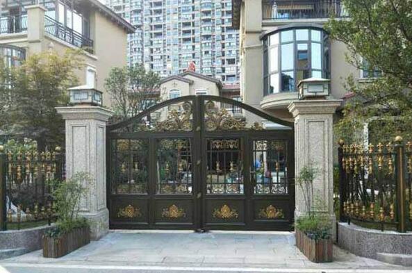 西景悅府選用金華出安智能別墅鋁藝大門