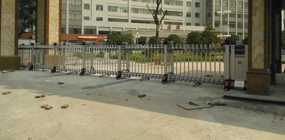 邯鄲中材建設(shè)有限責(zé)任公司與邯鄲出安智能電動伸縮門達(dá)成協(xié)議