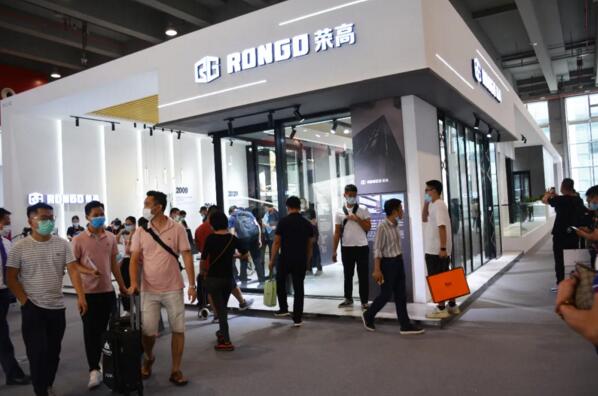 廣州建博會(huì)|榮高門(mén)窗沉淀三年，全新亮相，引爆全場(chǎng)！