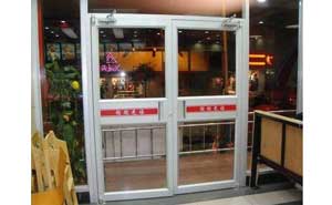 文沖安置房BS3-S122型號(hào)肯德基門案例 - 中出網(wǎng)-智能出入口與停車充電門戶