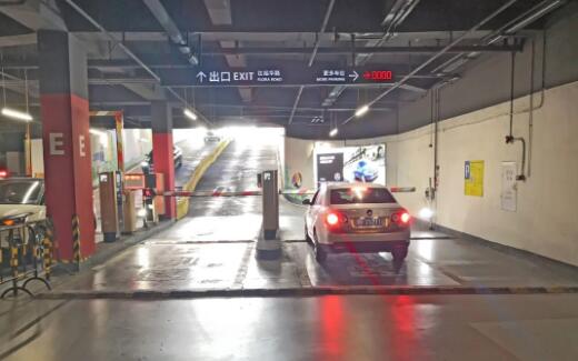 運用捷順的車位引導(dǎo)系統(tǒng)