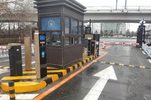 捷順科技為每一位來(lái)到東師大的車主護(hù)航