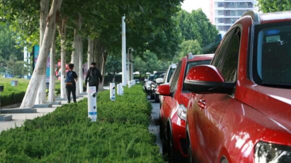 捷順“智能硬件+IoT+區(qū)塊鏈”的城市停車(chē)解決方案