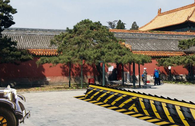 路障機 - 中出網(wǎng)-智能出入口與停車充電門戶