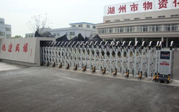 感謝湖州物資化建民爆公司一直以來(lái)對(duì)湖州出安智能電動(dòng)伸縮門(mén)的支持