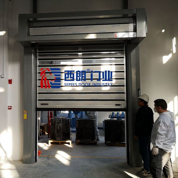 常熟快速鋁合金門