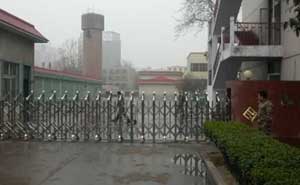 新鄉(xiāng)空軍部隊伸縮門案例