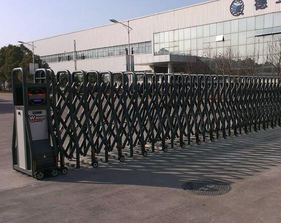 綠城誠園選用邢臺出安智能電動伸縮門