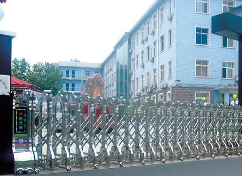 邢臺(tái)出安智能電動(dòng)伸縮門(mén)帶給永康上東御府的形象展示