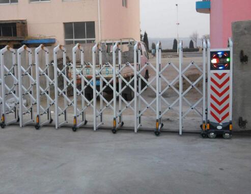 邢臺(tái)出安智能為永康萬(wàn)國(guó)城提供伸縮門(mén)工程