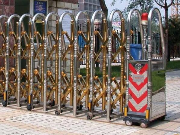 邢臺出安智能伸縮門讓永康萬國城顯得更有個性