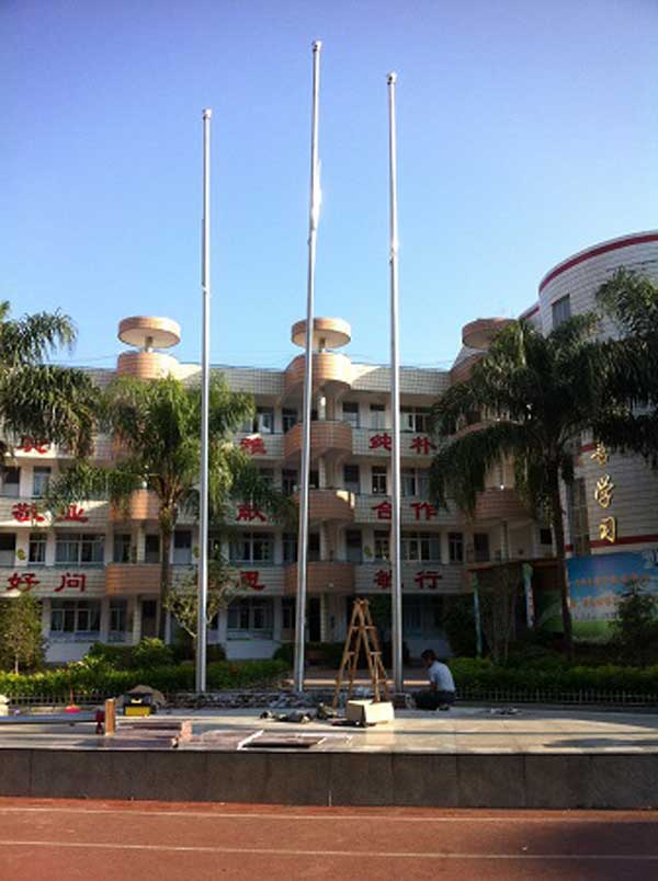 慶賀龍巖出安智能錐形旗桿進駐龍巖新羅區(qū)溪南小學
