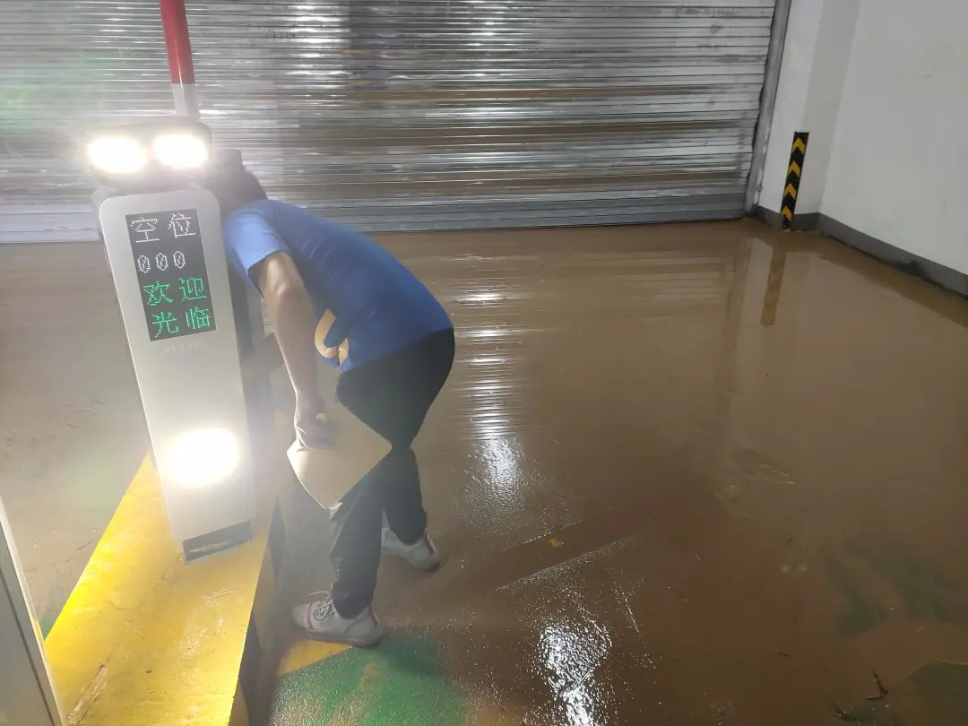 科拓迅速組織速泊專業(yè)技術(shù)團(tuán)隊(duì)奔赴一線