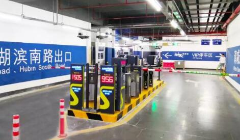 廈門萬(wàn)象城智慧形象再升級(jí)！科拓?zé)o人方案打造鷺島停車至奢體驗(yàn)