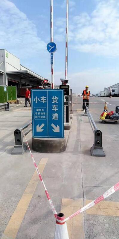 嘉民重慶空港物流中心選用道爾簡(jiǎn)III系列（三進(jìn)三出）