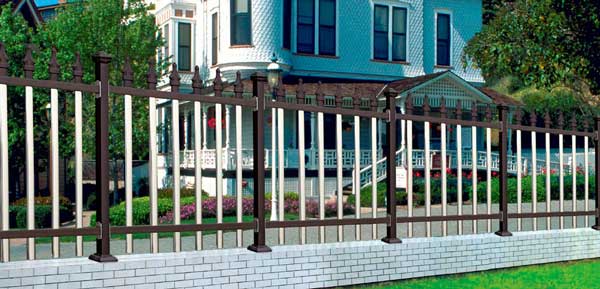 寧德新榕金城華府圍墻護(hù)欄案例 - 中出網(wǎng)-智能出入口與停車充電門戶