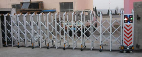 中達(dá)融景項目伸縮門支持張家口出安智能