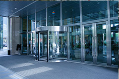 熱烈祝賀吉安出安智能旋轉(zhuǎn)門進駐紫荊大廈