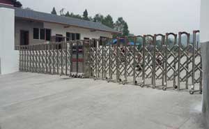 達(dá)州大竹工業(yè)園區(qū)電動(dòng)伸縮門案例