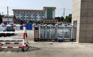 國網(wǎng)濮陽供電公司電動伸縮門案例