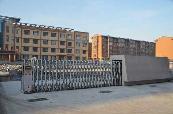 慶賀綏化出安智能電動伸縮門進駐綏化訓(xùn)華小學(xué)