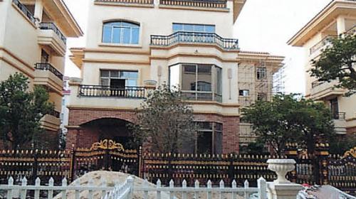 喜迎三門峽出安智能鋁藝護(hù)欄進(jìn)駐三門峽湖濱大廈