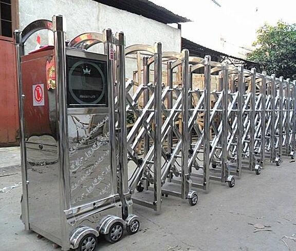 曦城花語選用秦皇島出安智能伸縮門彰顯個性