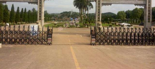 秦皇島市海港區(qū)東港路小學采購秦皇島出安智能伸縮門