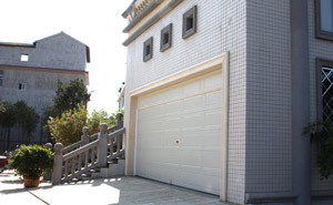 玉溪溪澤華庭車庫門案例