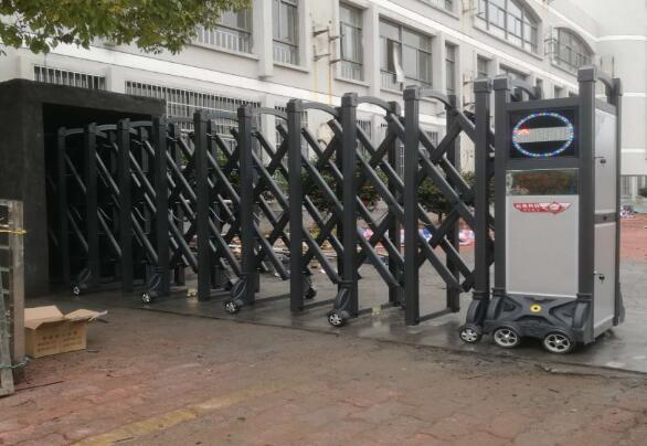 衢州出安智能電動伸縮門安裝在浙江德輝食品有限公司