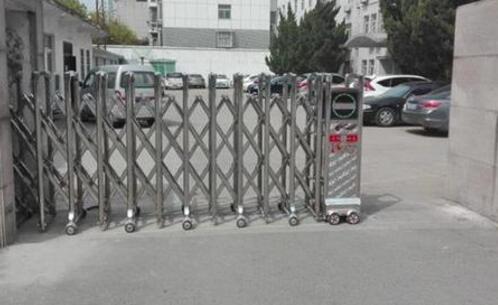 麗水出安智能伸縮門(mén)在世茂璀璨江山的工程驗(yàn)收