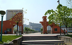 熱烈祝賀廣安出安電動(dòng)門進(jìn)駐友誼中學(xué)