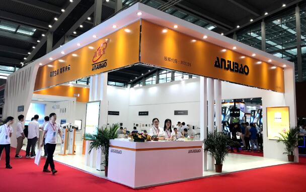 奏響“安居寶社區(qū)AI人臉識別集成”曲 ——安居寶首征房地產(chǎn)業(yè)博覽會