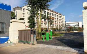 梅州五華技工學(xué)校停車場(chǎng)系統(tǒng)案例