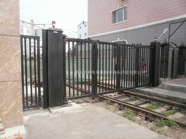 慶賀佳木斯出安智能懸浮門進(jìn)駐吉慶糧油有限公司