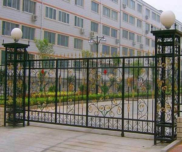 安順奧林匹克花園鐵藝大門(mén)案例 - 中出網(wǎng)-智能出入口與停車(chē)充電門(mén)戶