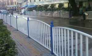 定西潤澤園道路護(hù)欄案例