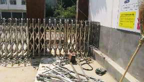 電動(dòng)伸縮門