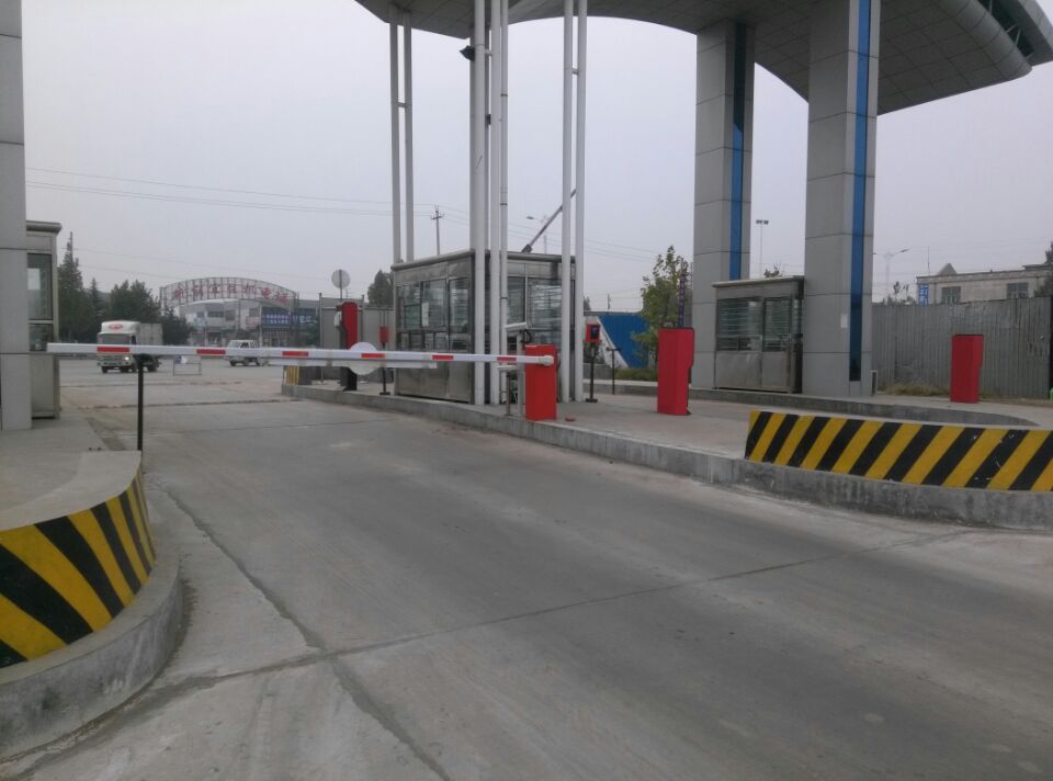 久昌慧科道閘穩(wěn)重大氣，格調非凡