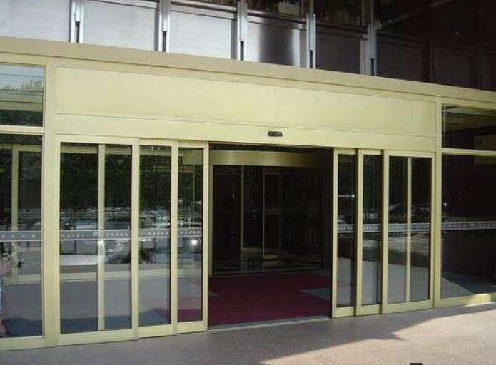 氟碳噴涂套疊自動(dòng)門