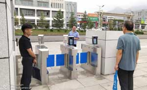 山西焦化集團戶外動態(tài)人臉識別+擺閘案例