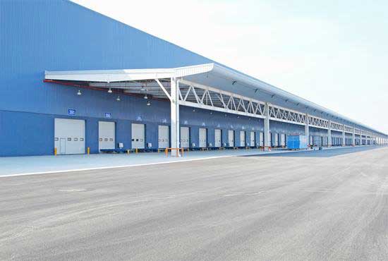 浦東機(jī)場(chǎng)保溫滑升門案例 - 中出網(wǎng)-智能出入口與停車充電門戶